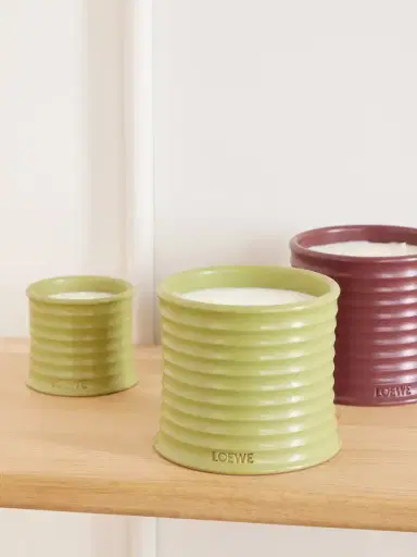 LOEWE PERFUMES Pistachio Medium Candle, 610g | Thumbnail 2 LOEWE PERFUMES Pistachio Medium Candle, 610g | Thumbnail 2