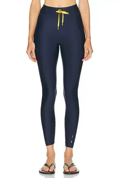 THE UPSIDE Salvador 25 Midi Legging | Thumbnail 1 THE UPSIDE Salvador 25 Midi Legging | Thumbnail 1