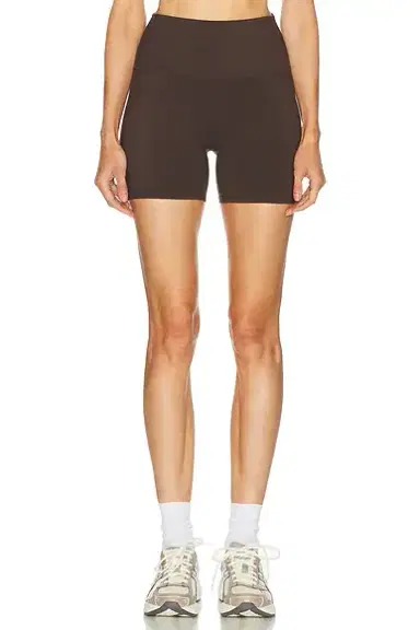 Varley Freesoft High Rise 5 Short | Thumbnail 1 Varley Freesoft High Rise 5 Short | Thumbnail 1