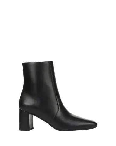 Vince Tegan Leather Ankle Boots | Thumbnail 1 Vince Tegan Leather Ankle Boots | Thumbnail 1
