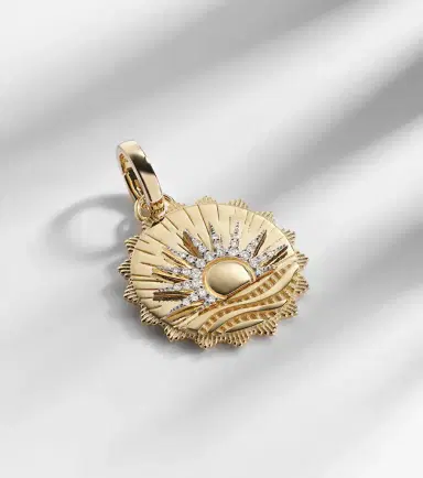 Foundrae New Beginnings - Internal Compass 18kt gold pendant with diamonds | Thumbnail 5 Foundrae New Beginnings - Internal Compass 18kt gold pendant with diamonds | Thumbnail 5