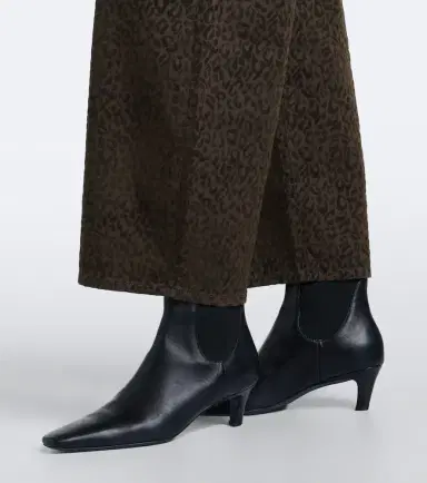 Frame Bow leopard-print barrel-leg jeans | Thumbnail 3 Frame Bow leopard-print barrel-leg jeans | Thumbnail 3