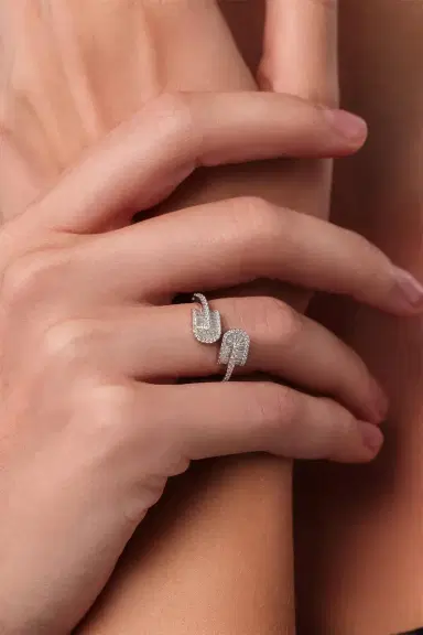 U LOS ANGELES Diamond Baguette U Duo Twist Ring | Thumbnail 2 U LOS ANGELES Diamond Baguette U Duo Twist Ring | Thumbnail 2