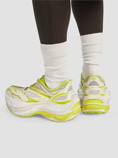 Balenciaga Men's Jet Sneakers | Thumbnail 5 Balenciaga Men's Jet Sneakers | Thumbnail 5