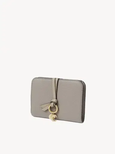 Chloé Alphabet bifold wallet in grained leather | Thumbnail 3 Chloé Alphabet bifold wallet in grained leather | Thumbnail 3