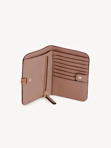 Chloé Alphabet bi-fold wallet in grained leather | Thumbnail 5 Chloé Alphabet bi-fold wallet in grained leather | Thumbnail 5