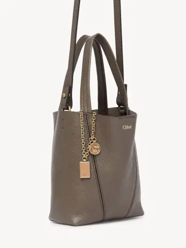 Chloé Small Chloé Spin tote bag in grained leather | Thumbnail 5 Chloé Small Chloé Spin tote bag in grained leather | Thumbnail 5