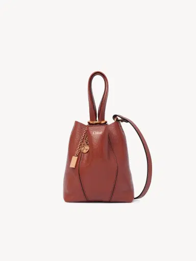Chloé Small Chloé Spin tote bag in grained leather | Thumbnail 2 Chloé Small Chloé Spin tote bag in grained leather | Thumbnail 2