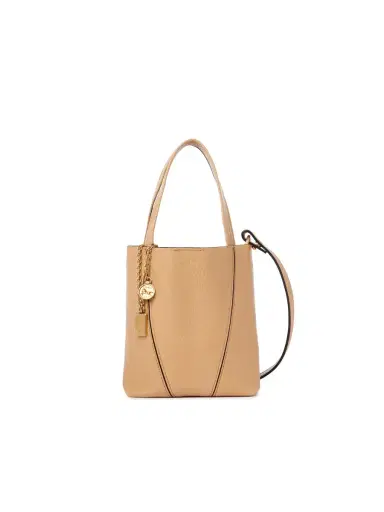 Chloé Small Chloé Spin tote bag in grained leather | Thumbnail 1 Chloé Small Chloé Spin tote bag in grained leather | Thumbnail 1