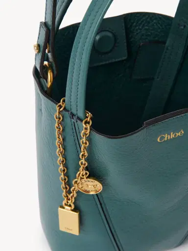 Chloé Small Chloé Spin tote bag in grained leather | Thumbnail 6 Chloé Small Chloé Spin tote bag in grained leather | Thumbnail 6
