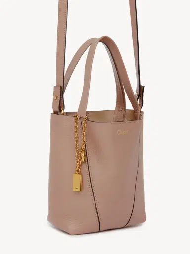 Chloé Small Chloé Spin tote bag in grained leather | Thumbnail 5 Chloé Small Chloé Spin tote bag in grained leather | Thumbnail 5