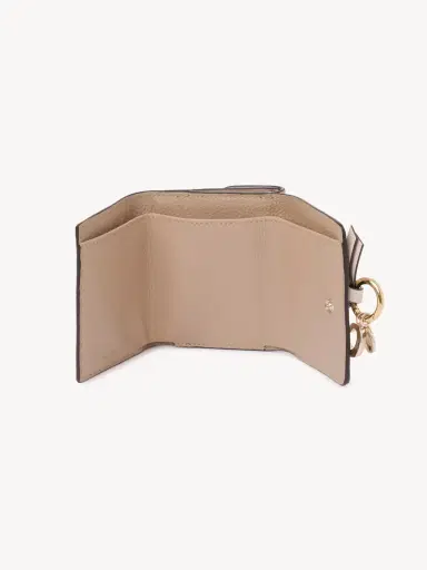 Chloé Mini Alphabet tri-fold in grained leather | Thumbnail 5 Chloé Mini Alphabet tri-fold in grained leather | Thumbnail 5