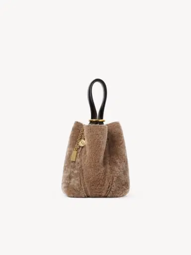 Chloé Small Chloé Spin tote bag in shearling | Thumbnail 2 Chloé Small Chloé Spin tote bag in shearling | Thumbnail 2
