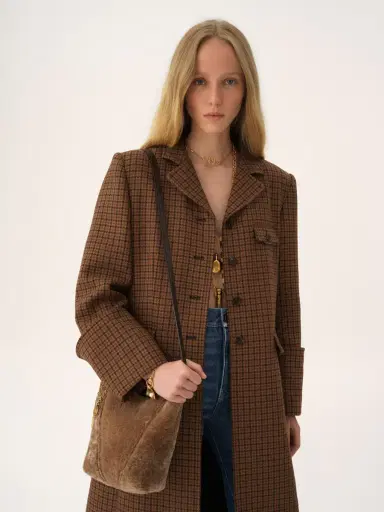 Chloé Small Chloé Spin tote bag in shearling | Thumbnail 3 Chloé Small Chloé Spin tote bag in shearling | Thumbnail 3