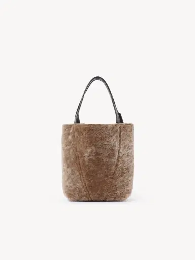 Chloé Small Chloé Spin tote bag in shearling | Thumbnail 4 Chloé Small Chloé Spin tote bag in shearling | Thumbnail 4
