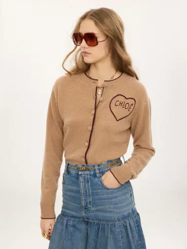 Chloé Fitted logo cardigan in a wool & cashmere knit | Thumbnail 4 Chloé Fitted logo cardigan in a wool & cashmere knit | Thumbnail 4