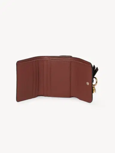 Chloé Small Alphabet tri-fold in grained leather | Thumbnail 5 Chloé Small Alphabet tri-fold in grained leather | Thumbnail 5
