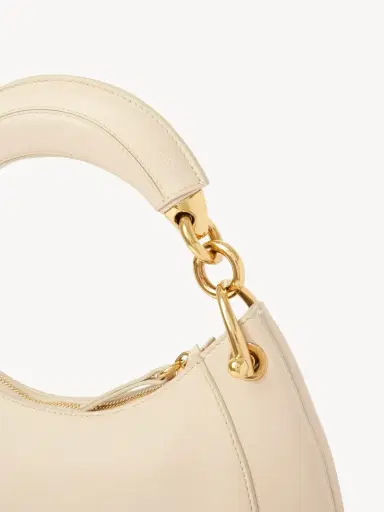 Chloé Small Chloé Banana zipped hobo in soft leather | Thumbnail 6 Chloé Small Chloé Banana zipped hobo in soft leather | Thumbnail 6