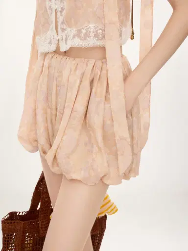 Chloé Mini bloomer shorts in silk charmeuse | Thumbnail 4 Chloé Mini bloomer shorts in silk charmeuse | Thumbnail 4