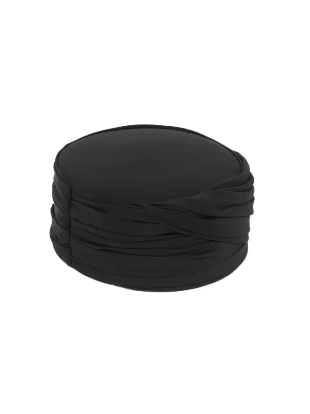 The Chloé Toque hat in silk crêpe The Chloé Toque hat in silk crêpe