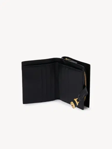 Chloé Paddington square wallet in grained leather | Thumbnail 5 Chloé Paddington square wallet in grained leather | Thumbnail 5