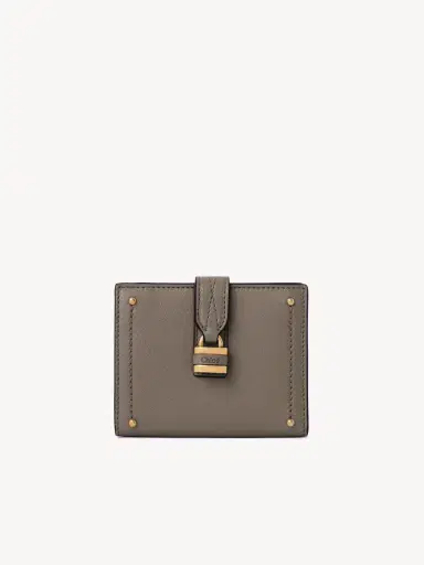 Chloé Paddington square wallet in grained leather | Thumbnail 2 Chloé Paddington square wallet in grained leather | Thumbnail 2