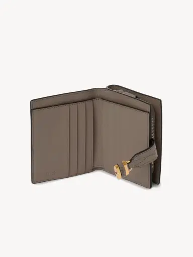 Chloé Paddington square wallet in grained leather | Thumbnail 5 Chloé Paddington square wallet in grained leather | Thumbnail 5