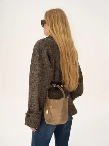 Chloé Small Chloé Spin tote bag in grained & suede leather | Thumbnail 8 Chloé Small Chloé Spin tote bag in grained & suede leather | Thumbnail 8