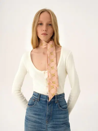 Chloé The Chloé Horse Medal bandeau scarf in silk twill | Thumbnail 3 Chloé The Chloé Horse Medal bandeau scarf in silk twill | Thumbnail 3