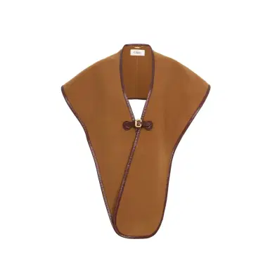 Chloé The Chloé Paddington cape in wool | Thumbnail 1 Chloé The Chloé Paddington cape in wool | Thumbnail 1
