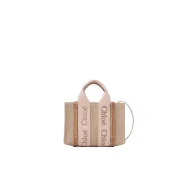 Chloé Mini Woody tote bag in linen | Thumbnail 1 Chloé Mini Woody tote bag in linen | Thumbnail 1