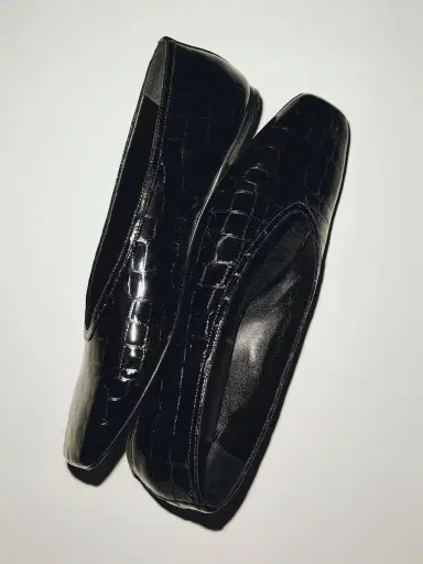 Black Suede Studio Ayra Flats in Croc Patent Leather | Thumbnail 2 Black Suede Studio Ayra Flats in Croc Patent Leather | Thumbnail 2