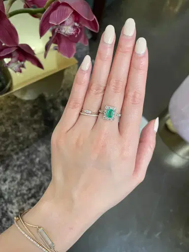 YI COLLECTION Emerald and Aquamarine Candy Ring | Thumbnail 4 YI COLLECTION Emerald and Aquamarine Candy Ring | Thumbnail 4