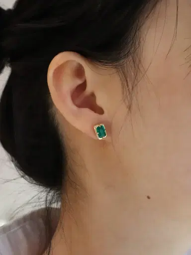 YI COLLECTION Emerald Compass Earrings | Thumbnail 2 YI COLLECTION Emerald Compass Earrings | Thumbnail 2