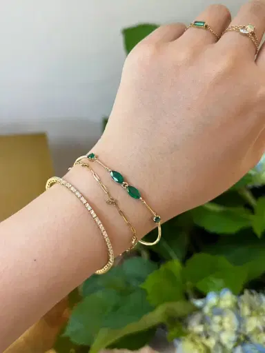 YI COLLECTION Emerald Marquise Duo Bangle | Thumbnail 4 YI COLLECTION Emerald Marquise Duo Bangle | Thumbnail 4