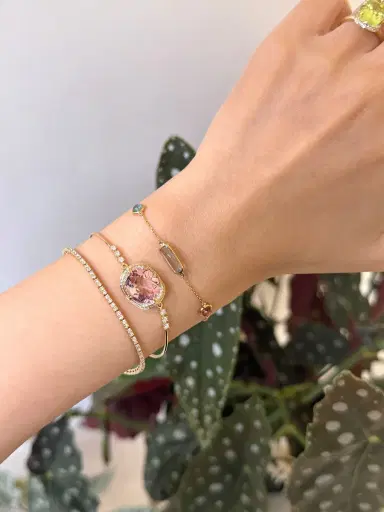 YI COLLECTION Light Pink Tourmaline Aurora Bangle | Thumbnail 3 YI COLLECTION Light Pink Tourmaline Aurora Bangle | Thumbnail 3