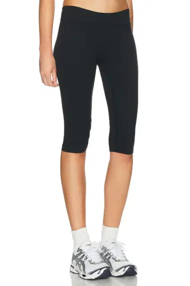 437 The Micro Capri Legging | Thumbnail 2 437 The Micro Capri Legging | Thumbnail 2