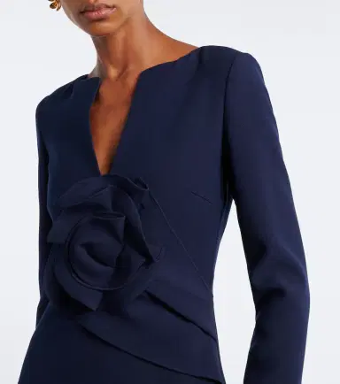 Roland Mouret Floral-appliqué crêpe gown | Thumbnail 2 Roland Mouret Floral-appliqué crêpe gown | Thumbnail 2