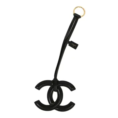 Chanel Chanel CC Logo Bag Charm Black Lambskin Gold Hardware | Thumbnail 1 Chanel Chanel CC Logo Bag Charm Black Lambskin Gold Hardware | Thumbnail 1