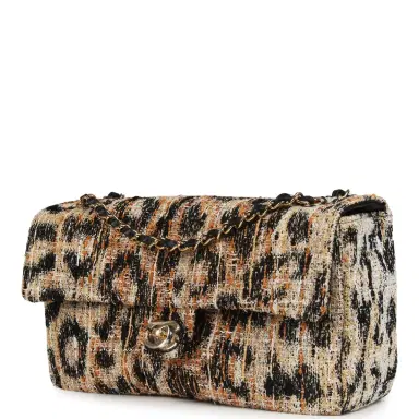 Chanel Chanel Maxi Leopard Print "Souplissimo" Small Flap Bag Brown, Black, White Tweed, Mixed Fibers Gold Hardware | Thumbnail 5 Chanel Chanel Maxi Leopard Print "Souplissimo" Small Flap Bag Brown, Black, White Tweed, Mixed Fibers Gold Hardware | Thumbnail 5