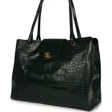 Chanel Chanel XXL "It Girl" Shopping Tote Dark Green Croc Embossed Calfskin Gold Hardware | Thumbnail 5 Chanel Chanel XXL "It Girl" Shopping Tote Dark Green Croc Embossed Calfskin Gold Hardware | Thumbnail 5