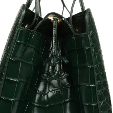 Chanel Chanel XXL "It Girl" Shopping Tote Dark Green Croc Embossed Calfskin Gold Hardware | Thumbnail 8 Chanel Chanel XXL "It Girl" Shopping Tote Dark Green Croc Embossed Calfskin Gold Hardware | Thumbnail 8