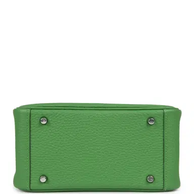 HERMÈS Hermes Mini Lindy II Vert Yucca Clemence Palladium Hardware | Thumbnail 6 HERMÈS Hermes Mini Lindy II Vert Yucca Clemence Palladium Hardware | Thumbnail 6