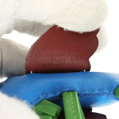 HERMÈS Hermes Pegase Rodeo Bag Charm PM Bleu Zanzibar, Vert Yucca Milo Lambskin, Craie Matte Alligator Touch | Thumbnail 3 HERMÈS Hermes Pegase Rodeo Bag Charm PM Bleu Zanzibar, Vert Yucca Milo Lambskin, Craie Matte Alligator Touch | Thumbnail 3