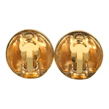 Chanel Vintage Chanel Small Round Sun Border CC Clip On Earrings Gold Plated Hardware | Thumbnail 4 Chanel Vintage Chanel Small Round Sun Border CC Clip On Earrings Gold Plated Hardware | Thumbnail 4