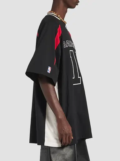 Balenciaga Men's x NBA Collaboration Oversized T-Shirt - Black | Thumbnail 5 Balenciaga Men's x NBA Collaboration Oversized T-Shirt - Black | Thumbnail 5