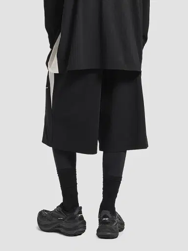 Balenciaga Men's x NBA Collaboration Tracksuit Shorts - Black White | Thumbnail 4 Balenciaga Men's x NBA Collaboration Tracksuit Shorts - Black White | Thumbnail 4