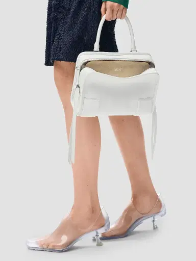 LOEWE Women's Amazona Leather Top Handle Bag - White | Thumbnail 2 LOEWE Women's Amazona Leather Top Handle Bag - White | Thumbnail 2