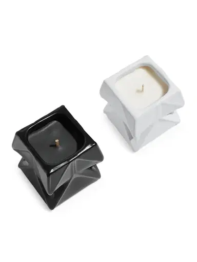 Zaha Hadid Design Prime Scented Candle Duo - White Black | Thumbnail 3 Zaha Hadid Design Prime Scented Candle Duo - White Black | Thumbnail 3