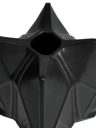 Zaha Hadid Design Prime Reed Diffuser - Black | Thumbnail 3 Zaha Hadid Design Prime Reed Diffuser - Black | Thumbnail 3